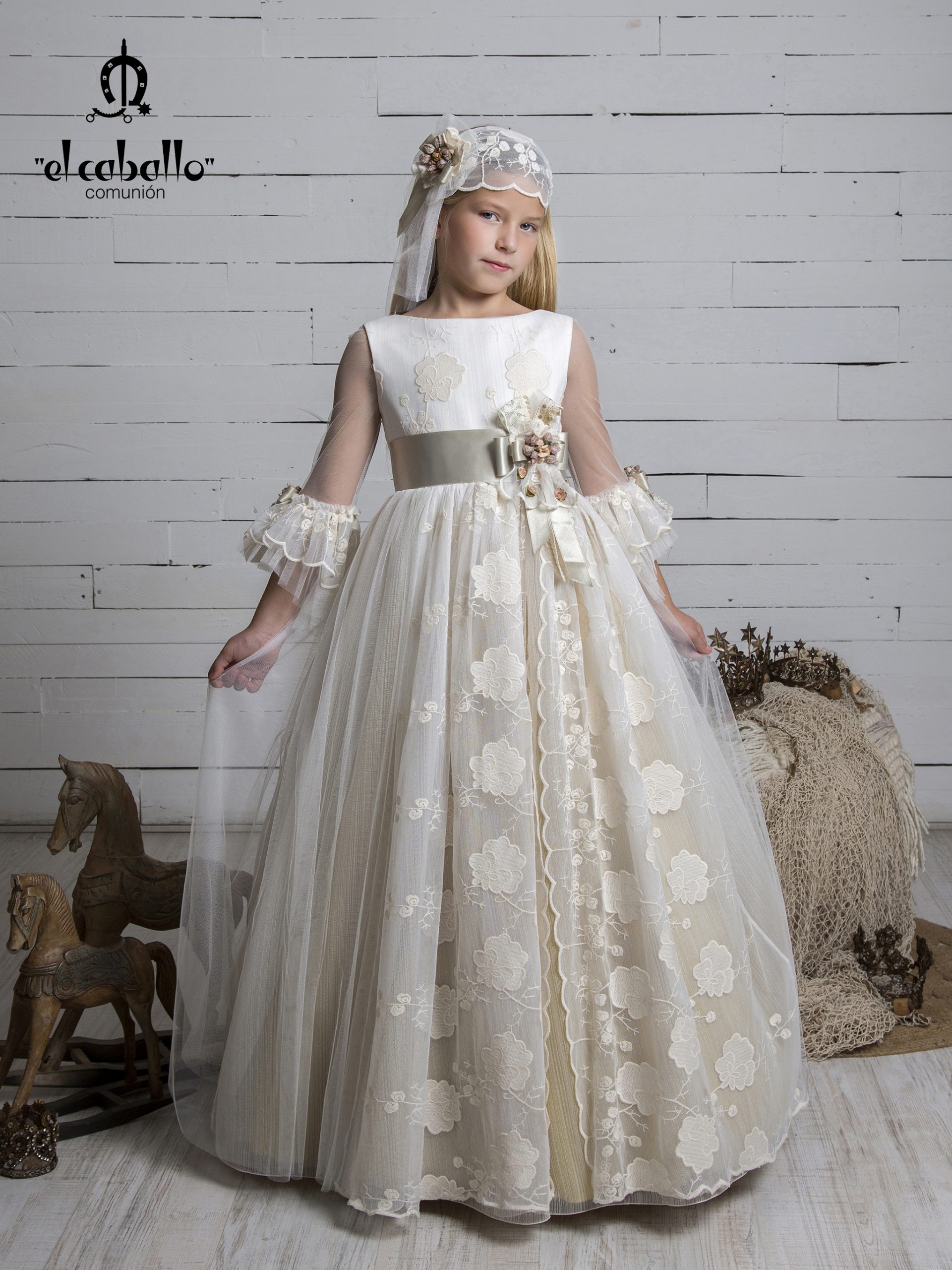 Vestido Comunión El Caballo L434